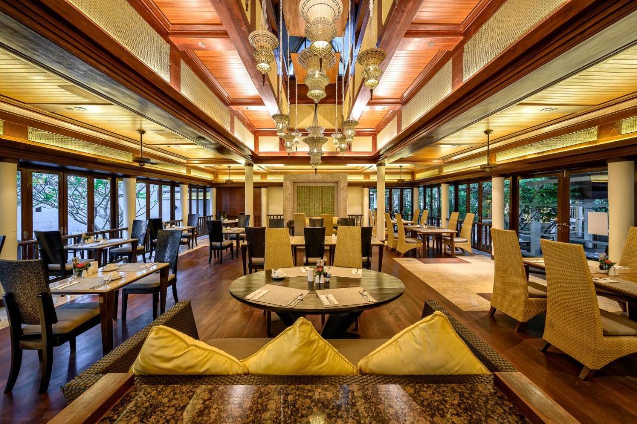 Centara Grand Beach Resort & Villas Krabi Ao Nang Exterior photo The interior of the restaurant